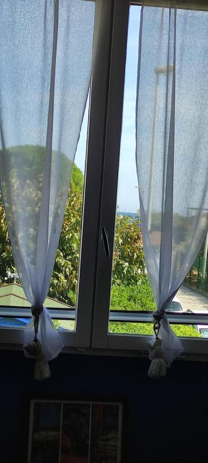 2 Chambres Cote Plage Et Aeroport Hyères Eksteriør bilde